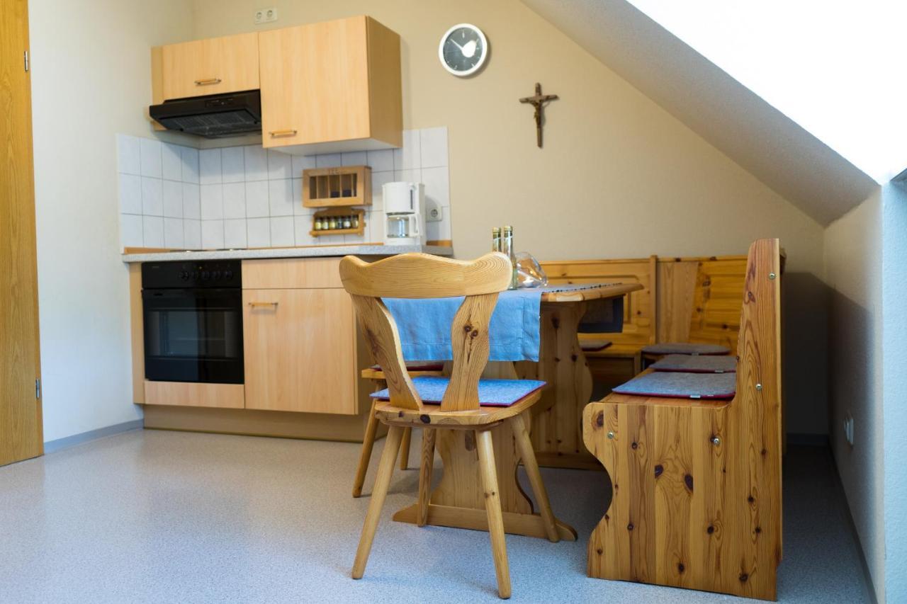 Ferienwohnungen Koehler Neualbenreuth Bagian luar foto